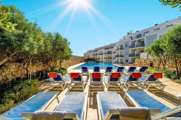 Red Rose Apartment Marsalforn Exterior foto