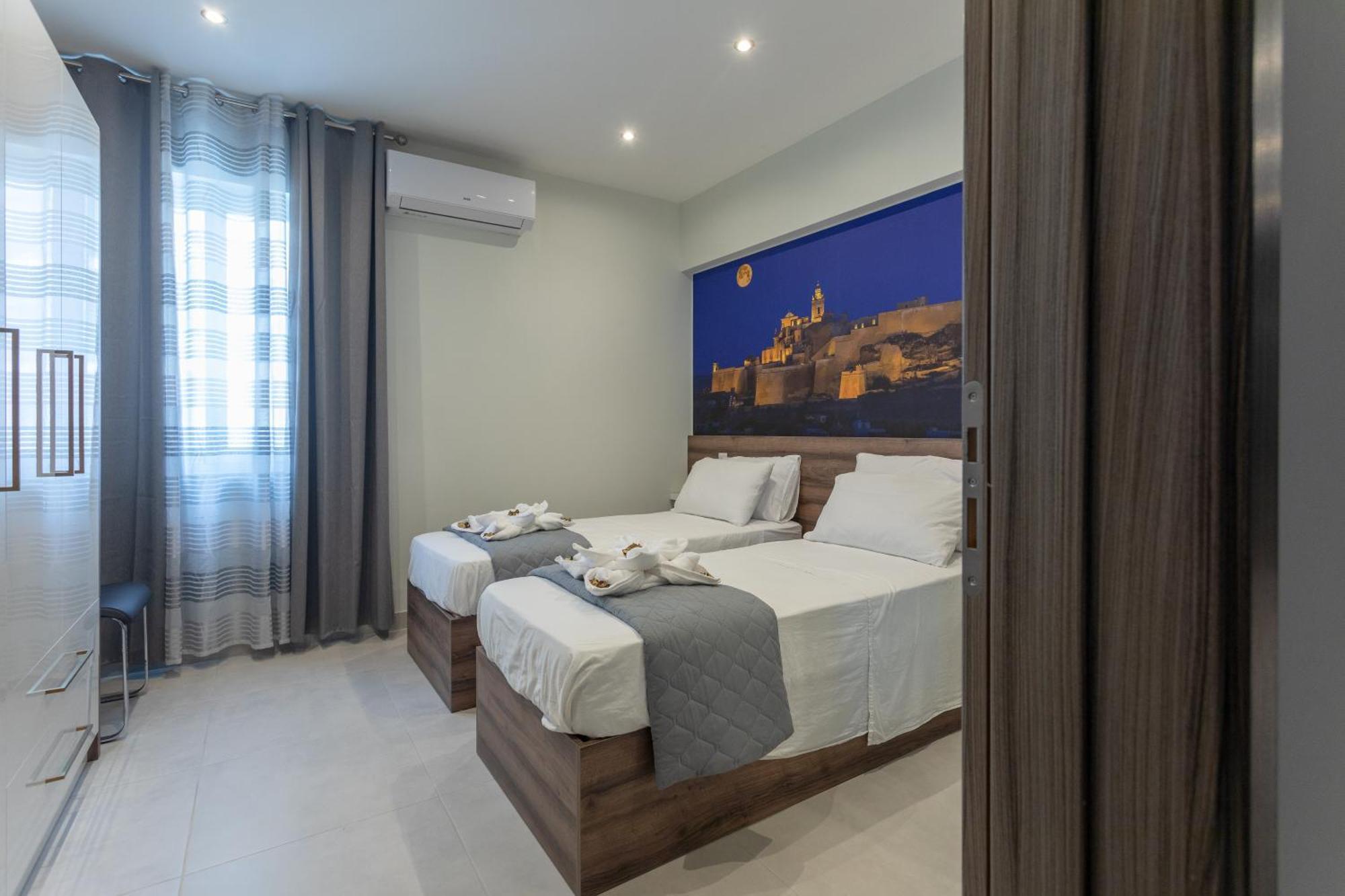 Red Rose Apartment Marsalforn Exterior foto