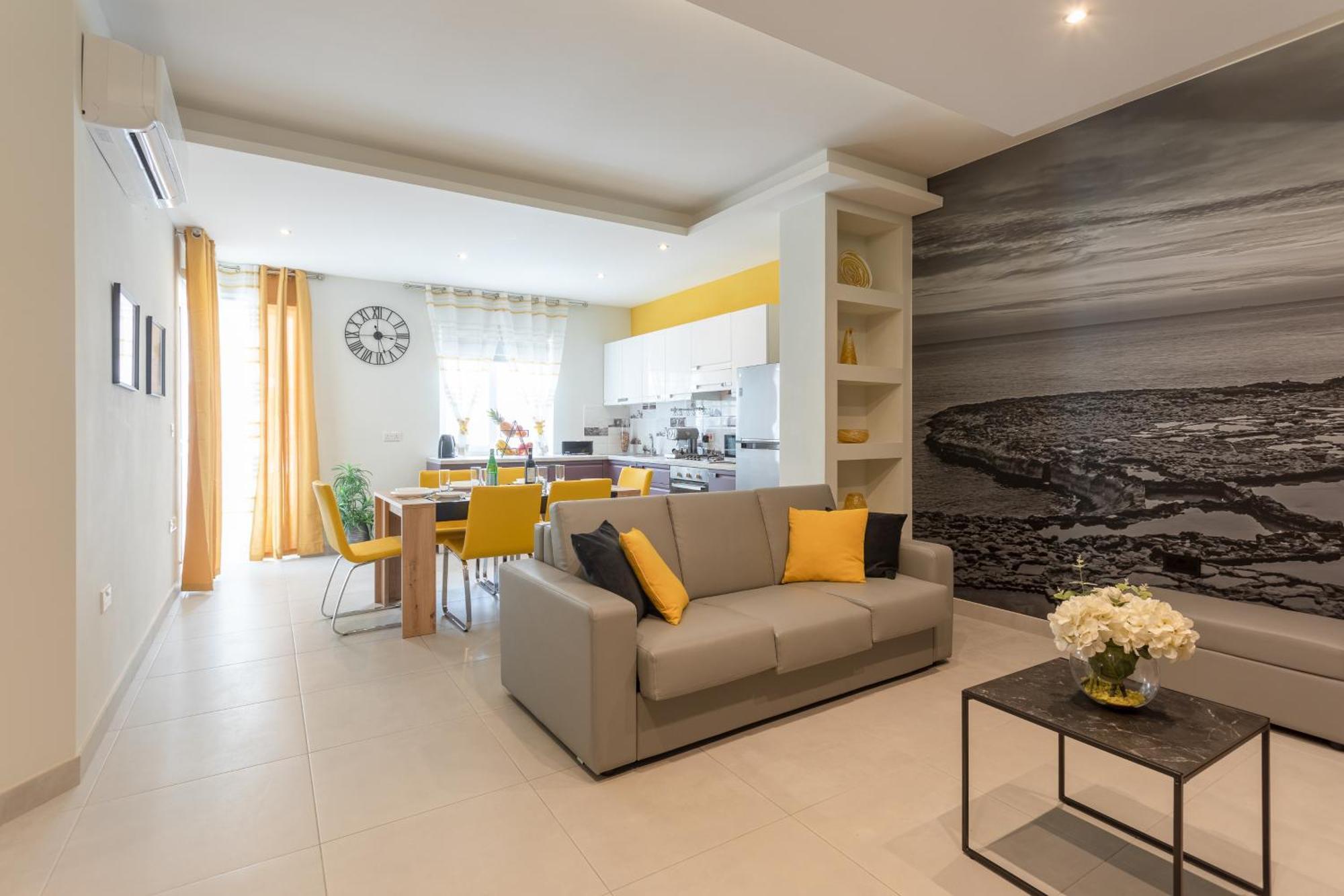 Red Rose Apartment Marsalforn Exterior foto